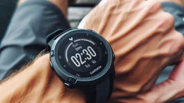 Monitor Cardíaco de Pulso com GPS Garmin Forerunner 165 Preto e Cinza Ardosia WW - Funcionalidade e Estilo para Atletas