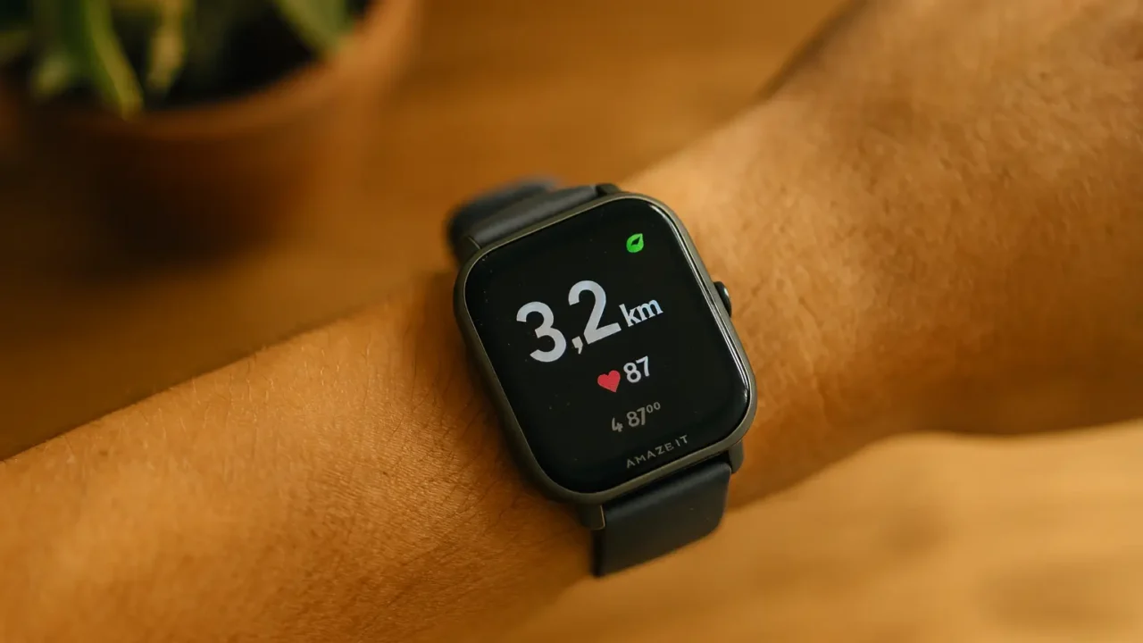 Resistência e Estilo: 3 Relógios Amazfit Active Edge