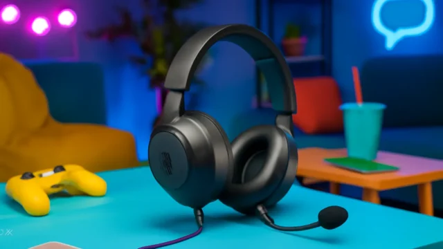 Fone de ouvido JBL Quantum 100 barato e confiável para todos os bolsos